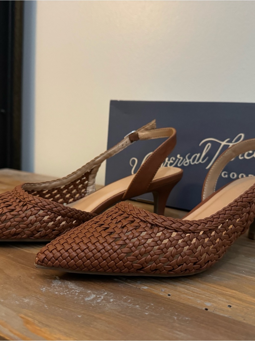 Universal Thread Miriam Louis Heels with Memory Foam in Cognac